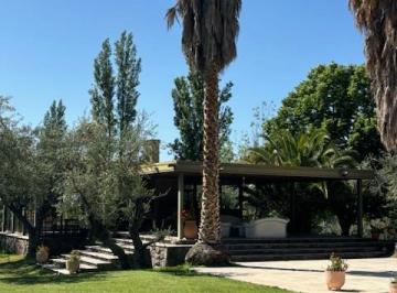 Casa de 10 ambientes, Chacras de Coria · Casa en Venta en Vistalba Chacras de Coria