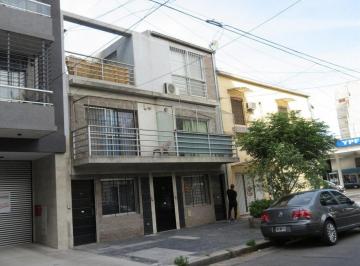 PH de 3 ambientes, Villa del Parque · Duplex de 3 Amb. C/bcon, Patio, Qcho y Parrilla Llavallol 2100
