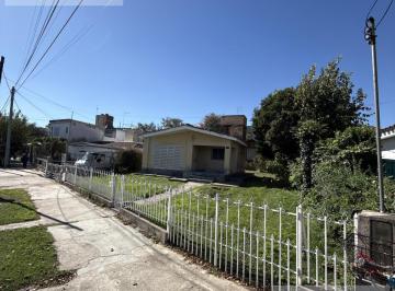 Casa · 90m² · 4 Ambientes · 1 Cochera · Casa Proyecto en Venta en Villa Carlos Paz.