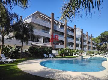 Departamento de 3 ambientes, Pinamar · Codigo 303 – Departamento Temporario – Pinamar – Pileta – Cochera – Parrilla