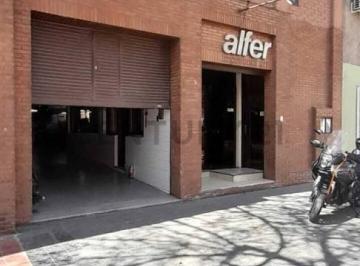 Local comercial · 387m² · 2 Dormitorios · 3 Cocheras · Local Comercial en Venta - ¡Oportunidad Única en El Corazón de Mendoza!