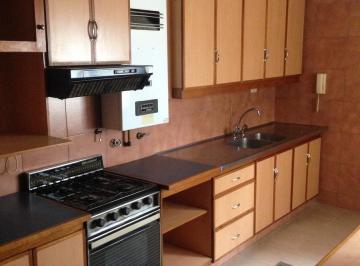 Departamento · 5 Ambientes · Departamento en Venta de 3 Dorm