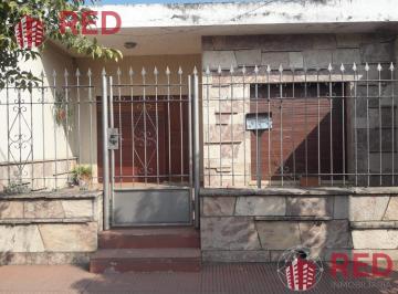 Casa · 160m² · 3 Dormitorios · 1 Cochera · Casa en Venta - Centro de Jesus Maria