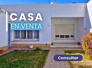 Casa · 200m² · 5 Ambientes · 1 Cochera · Casa 3 Dorm. + 4 Unidades Funcionales | Calle Sarmiento Al 500 | Cipolletti