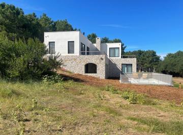 Casa de 5 ambientes, Costa Esmeralda · Maritimo III 118 P/13 Pax C/pileta, 4 Dorm + Depend, C/pool