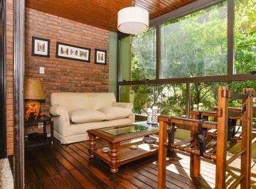 Departamento de 6 ambientes, Belgrano · Departamento de 200 m² con 3 Dorm. en Alquiler en Belgrano R. Excelente Ubicación.