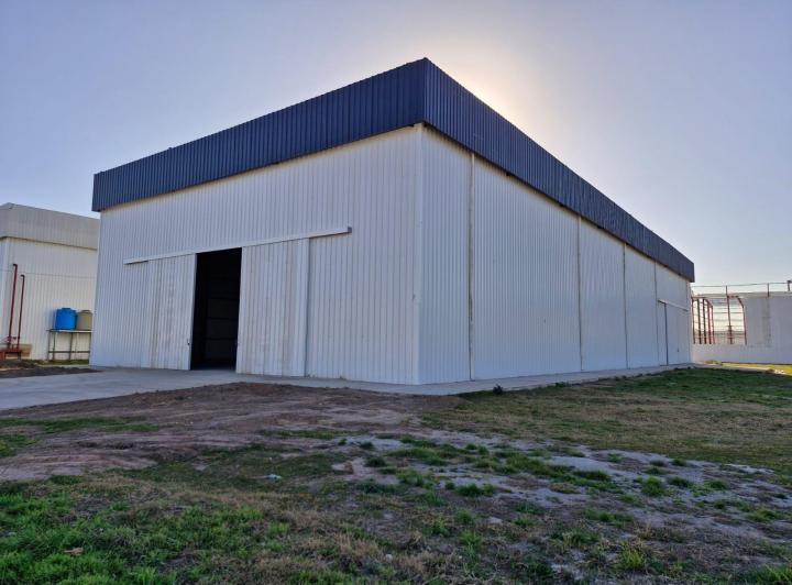 Local comercial · 980m² · 1 Ambiente