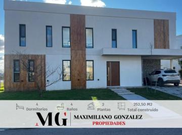 Casa · 220m² · 5 Ambientes · 2 Cocheras · Casa Venta Cruz del Sur Canning