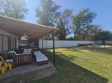 Casa · 148m² · 5 Ambientes · 5 Cocheras · Casa en Venta con Dorm. en Planta Baja en La Horqueta