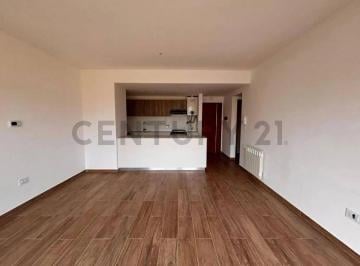 Departamento · 46m² · 2 Ambientes · Departamento de 1 Dormitorio con Balcón a La Venta en La Plata