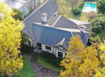 Casa · 230m² · 5 Ambientes · 3 Cocheras · Venta Casa Estilo Campo en Barrio Privado Sausalito - Pilar