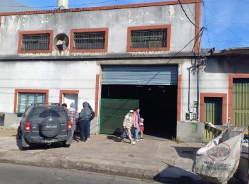 Bodega-Galpón , Avellaneda · Oportunidad de Importante Galpon en Zona Industrial