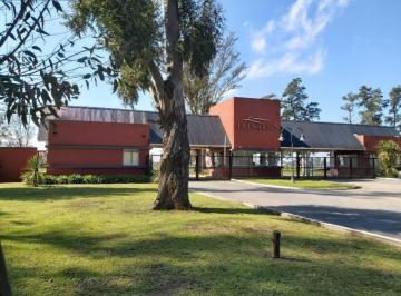 Terreno · 685m² · Terreno en Barrio Privado El Ensueño