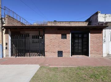 Casa · 124m² · 3 Ambientes · 1 Cochera · Venta Casa Dos Dorm. en Zona Sur - Apta Crédito
