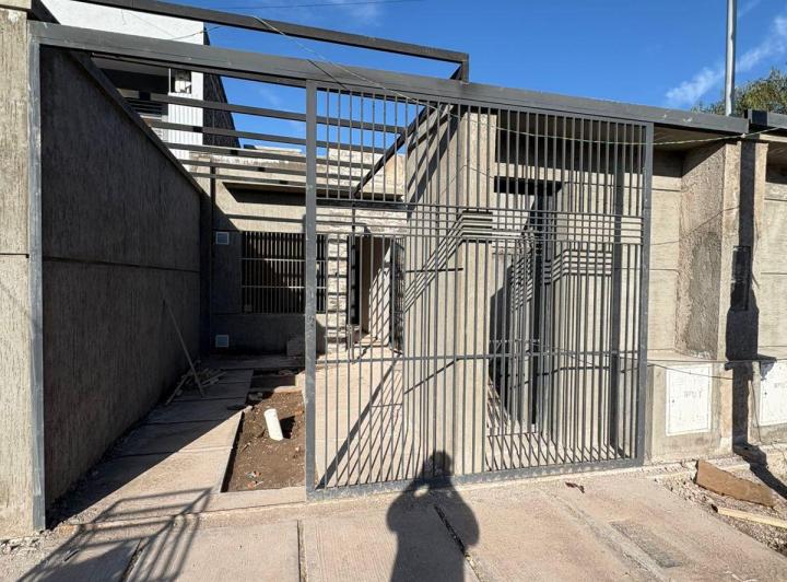 Casa · 78m² · 4 Ambientes · 1 Cochera