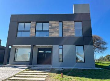 Imagen1 · Casa a Estrenar en Country Club Costa del Sol