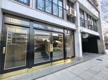 Departamento · 105m² · 4 Ambientes · 1 Cochera · Departamento U Oficina en Venta en Cerrito y Libertador. Amplia y con Espacio Guardacoches. Múltiple