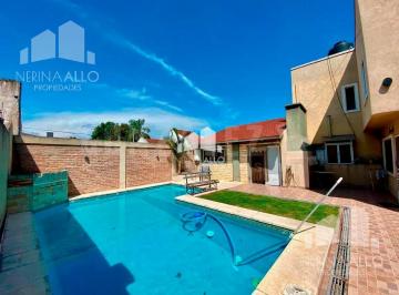 Casa · 140m² · 4 Ambientes · 2 Cocheras · Venta Casa 4 Amb en Ciudad Evita