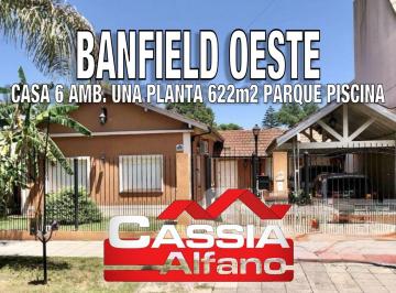 Casa · 253m² · 6 Ambientes · 2 Cocheras · Importante Casa Sobre Doble Lote 4 Dorm. + Escrit. Quincho Piscina, Barr. Residencial