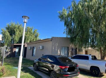 Casa · 165m² · 5 Ambientes · 2 Cocheras · Venta Casa B° Privado Costa Serena