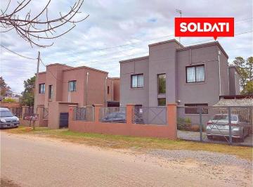 Casa · 66m² · 3 Ambientes · 1 Cochera · Duplex en Venta Las Margaritas Pilar