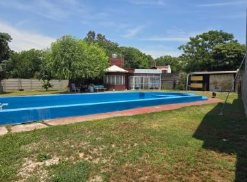 Casa · 150m² · 5 Ambientes · 2 Cocheras · Venta. Casa de 3 Dorm. con Cochera y Pileta. Funes.
