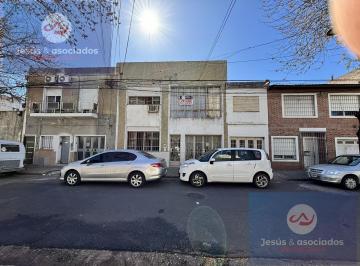 Casa · 312m² · 5 Dormitorios · Terreno en Rosario - Echesortu