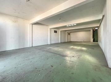 Local comercial · 373m² · 3 Ambientes · Local Comercial con Gran Deposito Sobre Juan Jose Paso