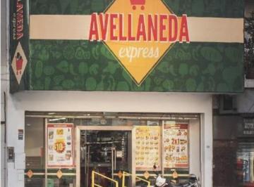 Local comercial · 344m² · Locales - a La Calle - Avellaneda, Gran Bs. As. Sur