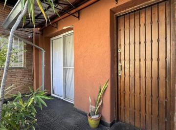 PH · 94m² · 4 Ambientes · PH en Venta con Terraza Propia - Sin Expensas