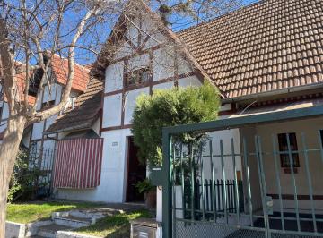 Casa de 4 ambientes, Tres de Febrero · Casa Duplex - Venta - Ciudad Jardín