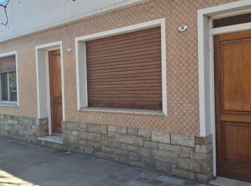 Casa de 6 ambientes, Bahía Blanca · Brasil 33, Vende Casa de Tres Dorm..