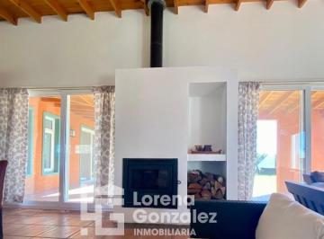 Casa · 150m² · 4 Ambientes · Casa en Venta Lobos Country Club