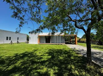 Casa de 3 ambientes, General Rodríguez · Excelente Casa a La Venta en El Nacional