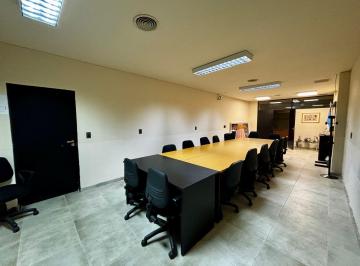 Local comercial · 550m² · 10 Ambientes · Local en Microcentro