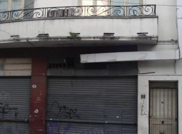 Casa · 450m² · Venta de Casa con Dos Locales Zona Almagró 450 m²