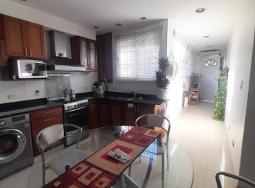 PH de 3 ambientes, Versalles · PH. en Versalles 3 Ambientes, Venta, Patio Quincho