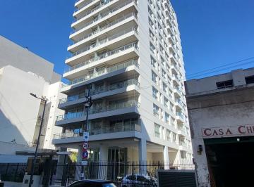 Departamento de 3 ambientes, Monserrat · Chile 1200 Proximo a Uade