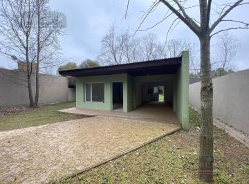 Casa · 1398m² · 3 Dormitorios · Casa Barrio La Dolly