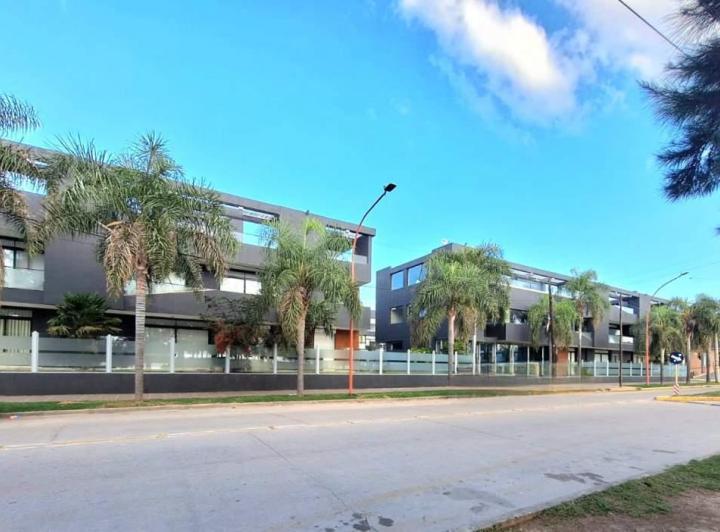 Departamento · 64m² · 7 Ambientes · 1 Cochera