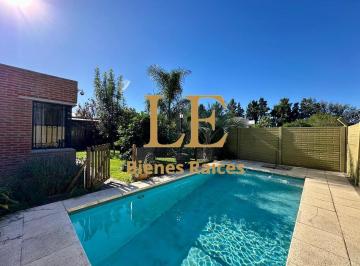 Casa · 180m² · 4 Ambientes · 3 Cocheras · Venta de Casa en Matheu, Barrio Ceibos