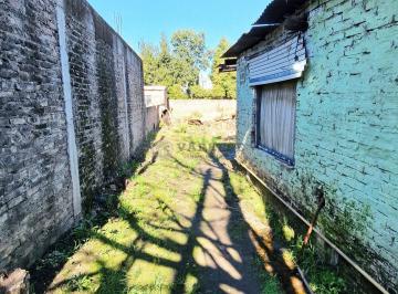 Casa · 300m² · 2 Ambientes · Lote en Venta González Catán
