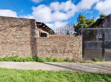 Casa · 80m² · 4 Ambientes · Casa en Venta en González Catán
