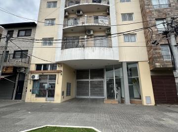 Departamento de 3 ambientes, La Matanza · Oportunidad/ Inversión - Se Vende Excelente Tres Ambientes con Cochera y Baulera en Ramos Mejía