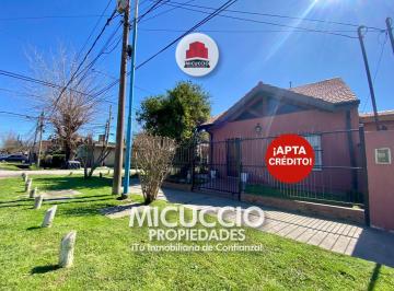 Casa · 179m² · 4 Ambientes · 2 Cocheras · Casa en Venta, San Juan N°915 Esq. Castelli, Ing. Maschwitz. Apta Credito