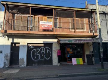 Local comercial · 185m² · 3 Ambientes · 1 Cochera · Local - Berazategui