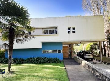 Casa · 278m² · 5 Ambientes · Casa en Alquiler Pinamar Zona Golf Viejo