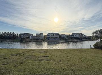 Terreno · 996m² · Terreno Al Lago en El Golf Nordelta