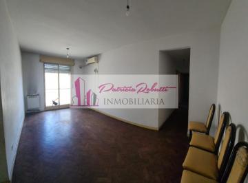 Departamento · 65m² · 3 Ambientes · En Venta Departamento 3 Ambientes con Patio en Centro Comercial Villa Celina.