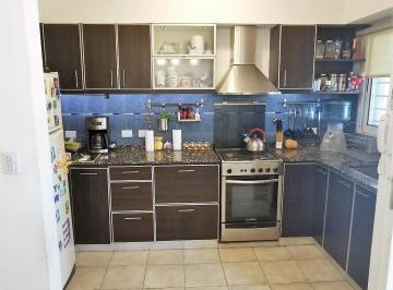 PH · 130m² · 4 Ambientes · 1 Cochera · Imperdible - Duplex 4 Ambientes - Barrio Aeronautica